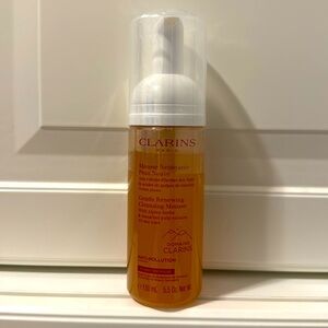 Clarins Gentle Renewing Cleansing Mousse